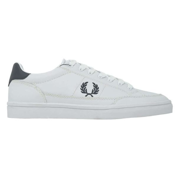 Fred Perry B3119 300 White TrainersFred PerryTrainers£75.0£75.0Calle Couture
